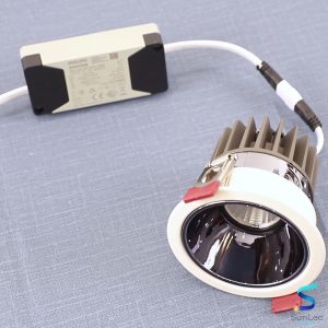 Đèn âm trần spotlight cao cấp